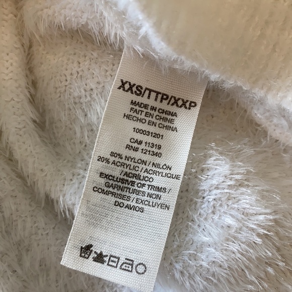 Fuzzy Sweater - Picture 5 of 5